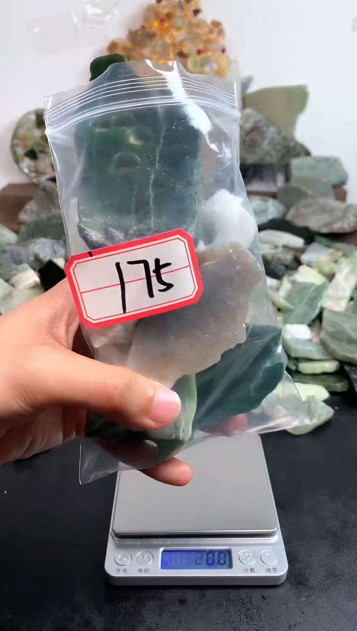 未镶嵌和田玉摆件175