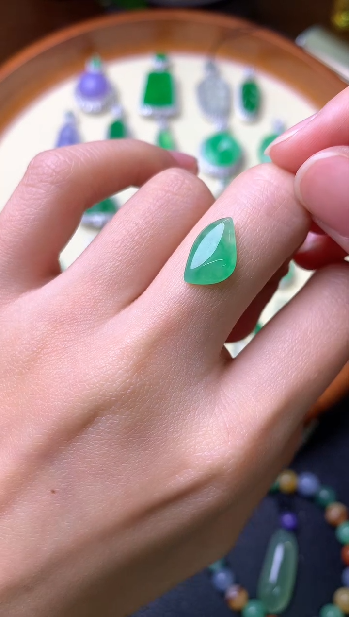 【闪购商品】定制翡翠未镶嵌裸石（镶嵌定制）