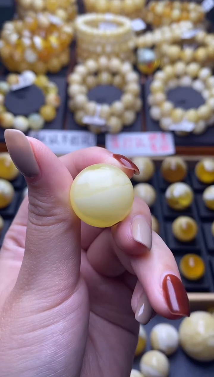 【闪购商品】琥珀裸石未镶嵌大小姐珠宝严选77