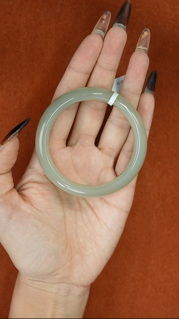 未镶嵌手镯和田玉且末近矿微色差56+M