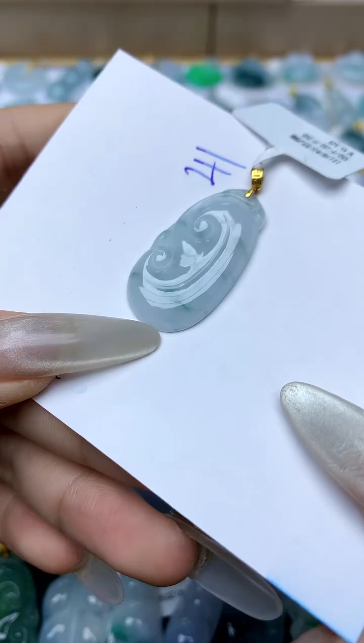 【闪购商品】翡翠颈饰18K金镶嵌天然A货翡翠