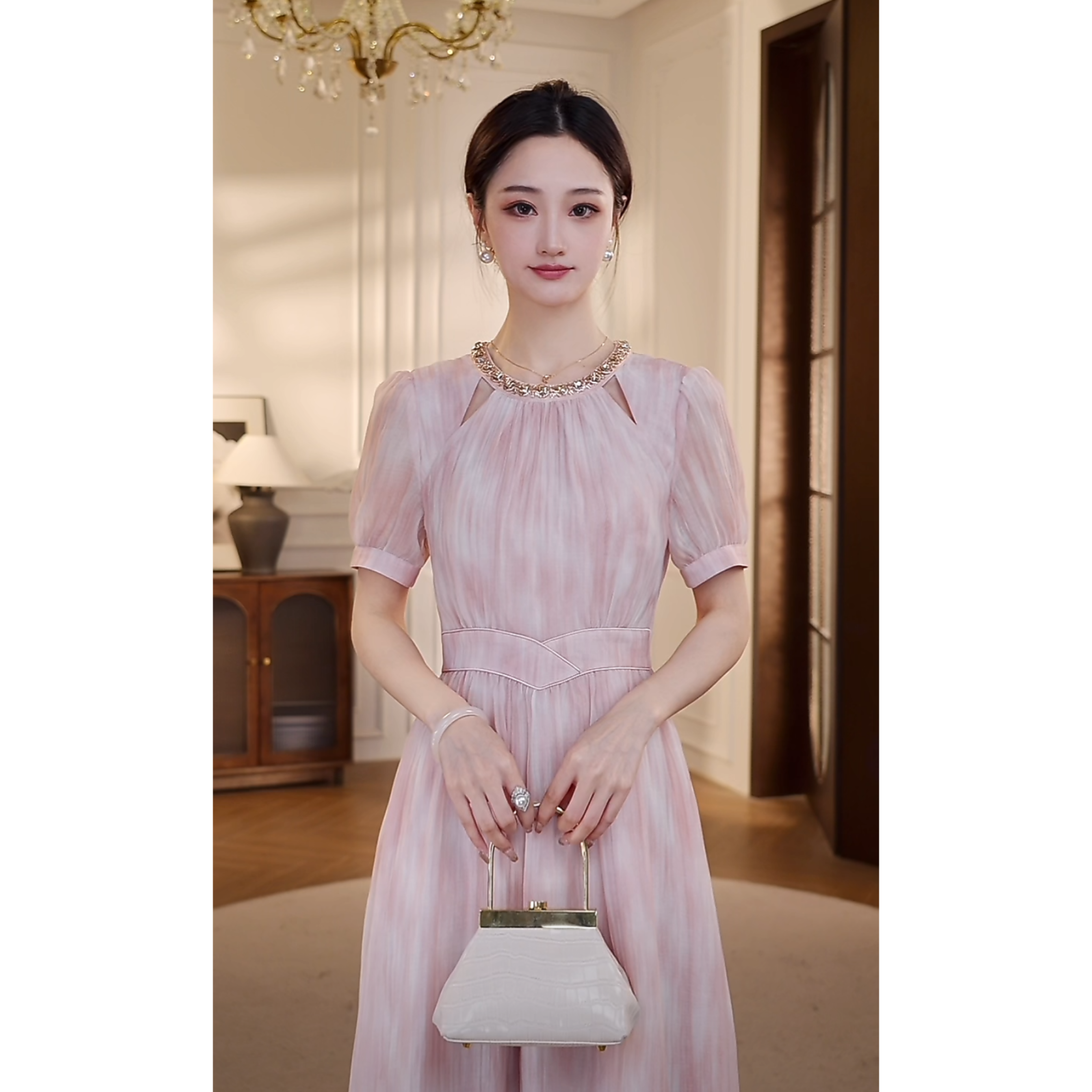 【双双&GERTCOREL】恋人心动 原创轻奢钉珠显瘦长连衣裙 XJ252L1081