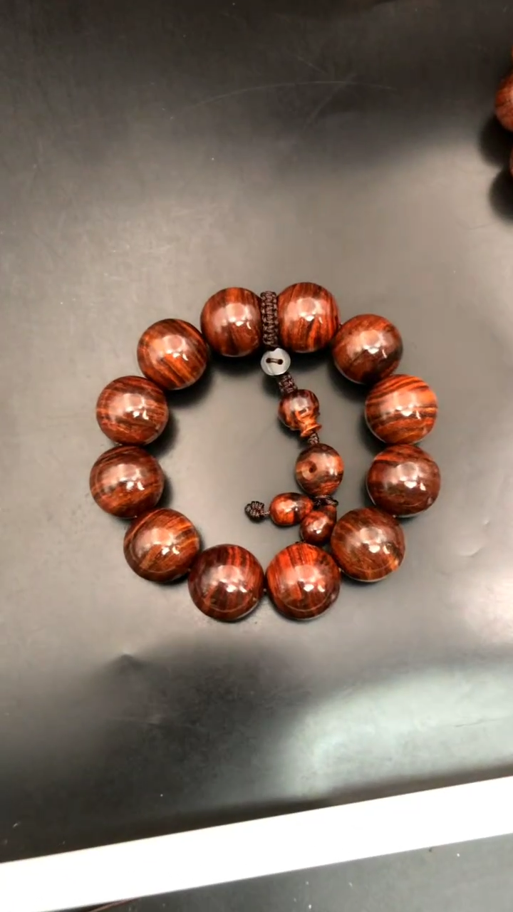 手串/手链黄花梨/降香黄檀海黄野生中性料2,0虎皮纹精串