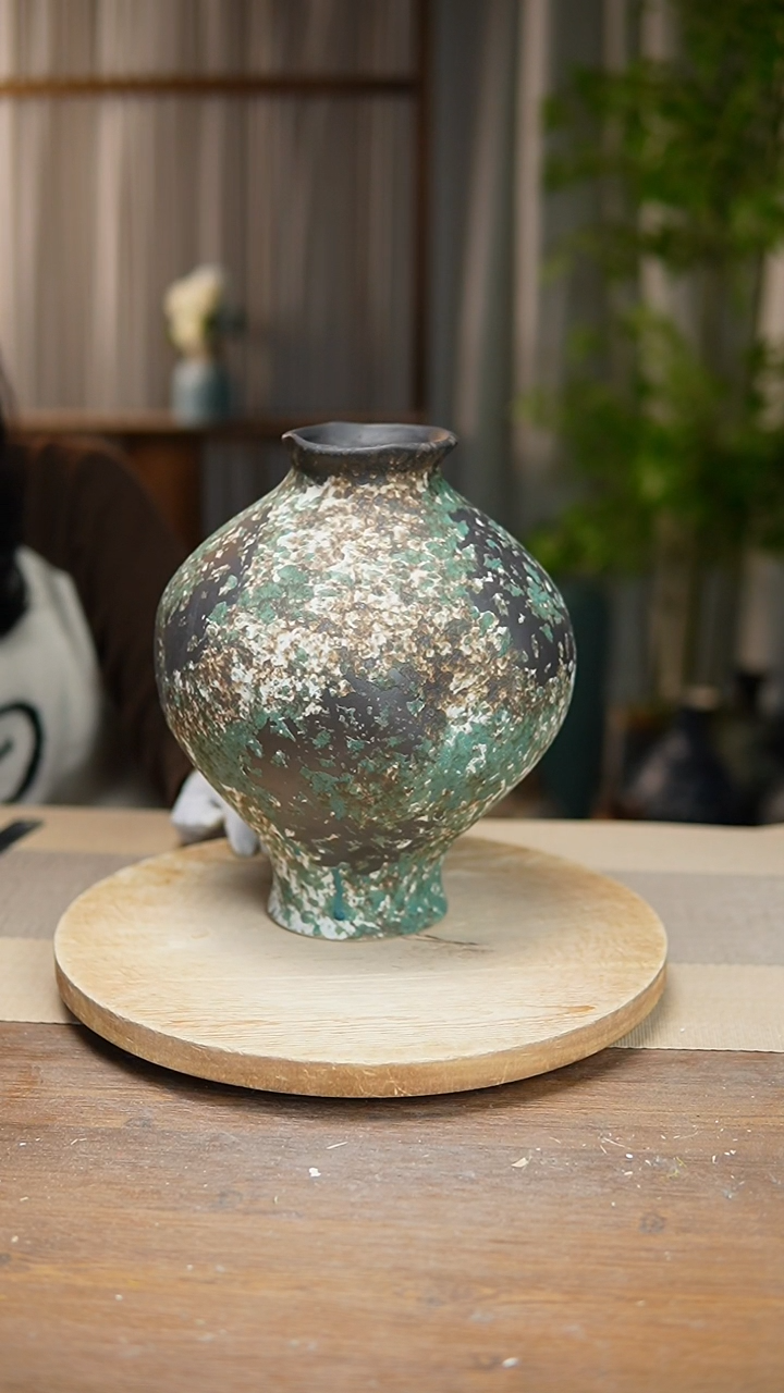 【闪购商品】陶瓷  花器涂鸦绿灯笼