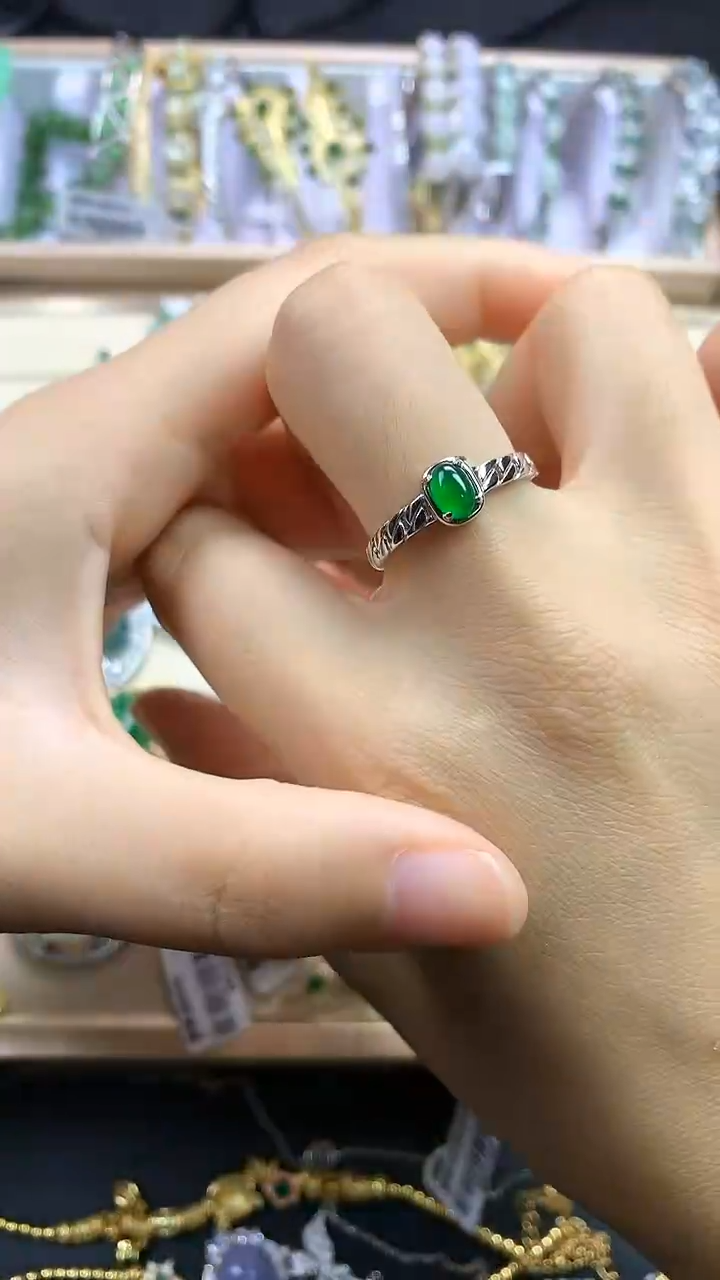 翡翠银S925镶嵌颈饰翡翠 银S925镶嵌 颈饰