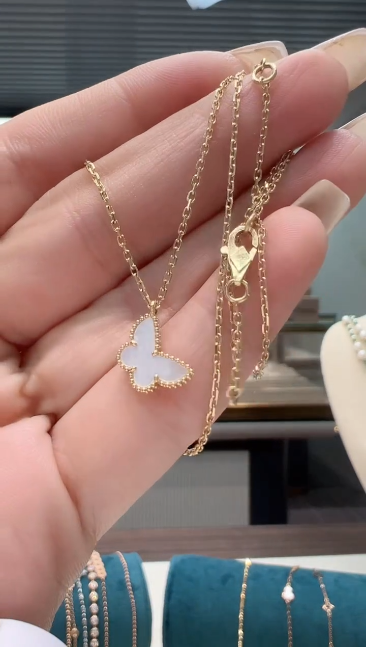 【闪购商品】贝壳（贝母）项链18K金镶嵌白蝴蝶锁骨链K黄