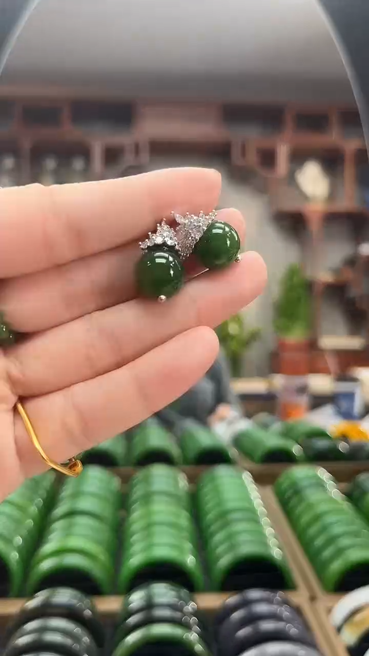 未镶嵌和田玉耳饰11-12mm耳钉