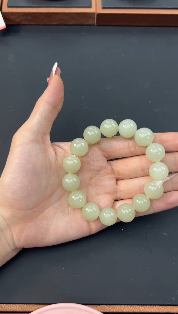 【闪购商品】和田玉手串未镶嵌且末金山微色差卡14手串