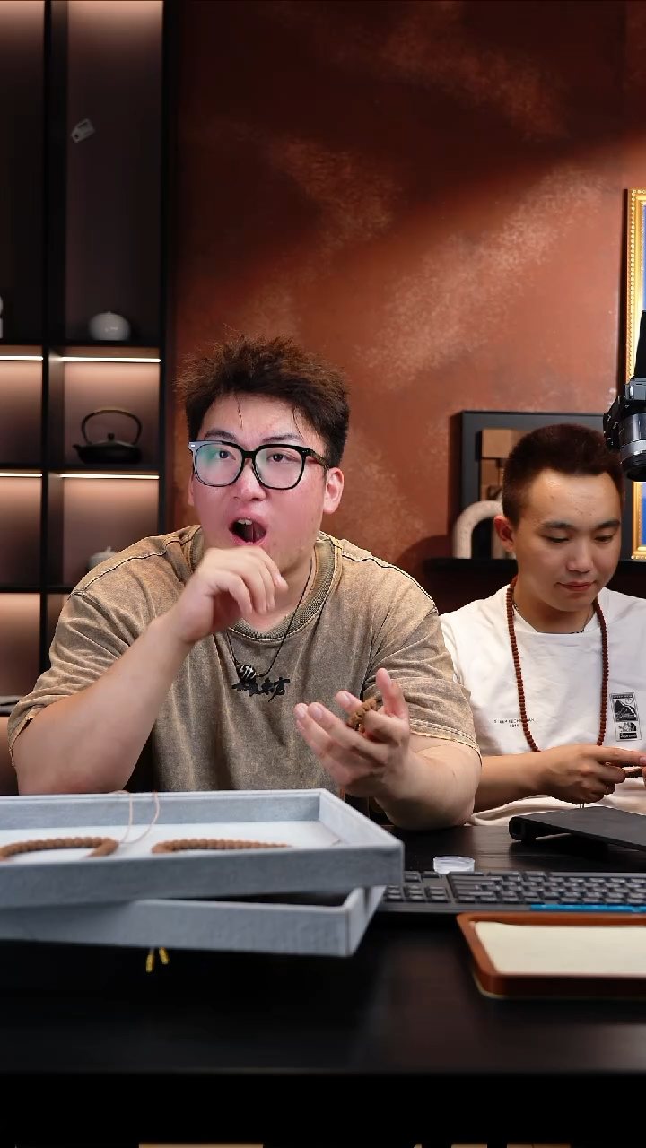 文玩核桃吊坠藏切树王单圈尺寸9