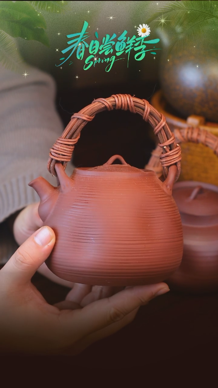 【闪购商品】钱袋子提梁壶*-00000000