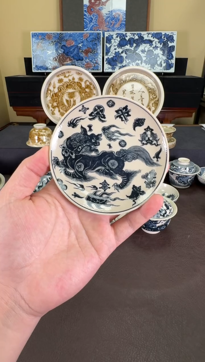 【闪购商品】二号釉杂宝狮子杯垫