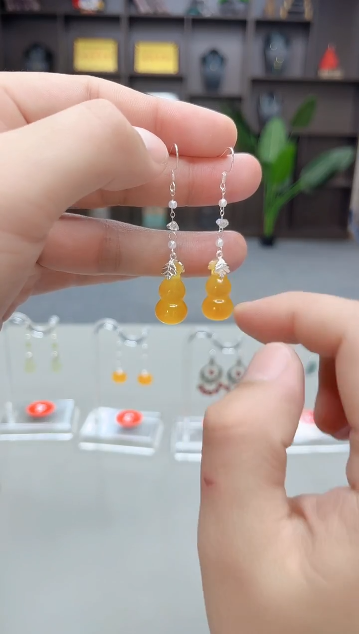 未镶嵌耳饰玛瑙/玉髓333000