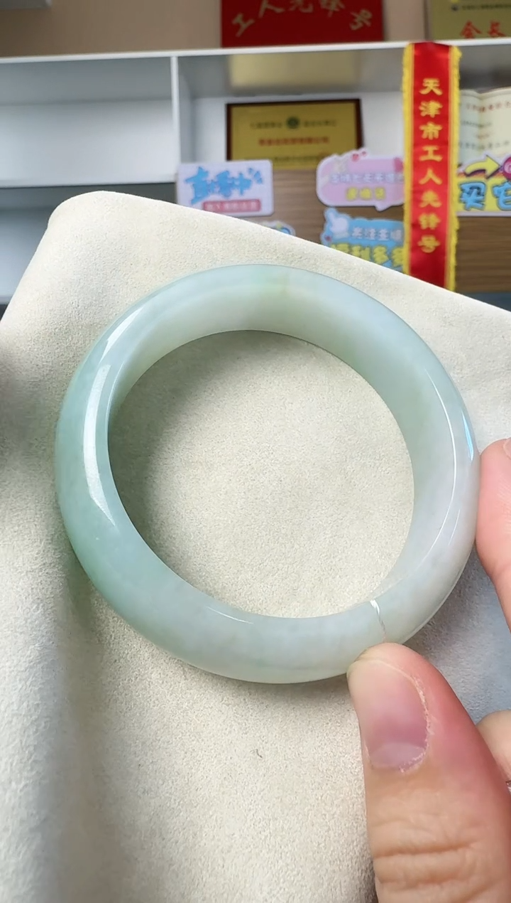 【闪购商品】翡翠手镯未镶嵌翡翠手镯