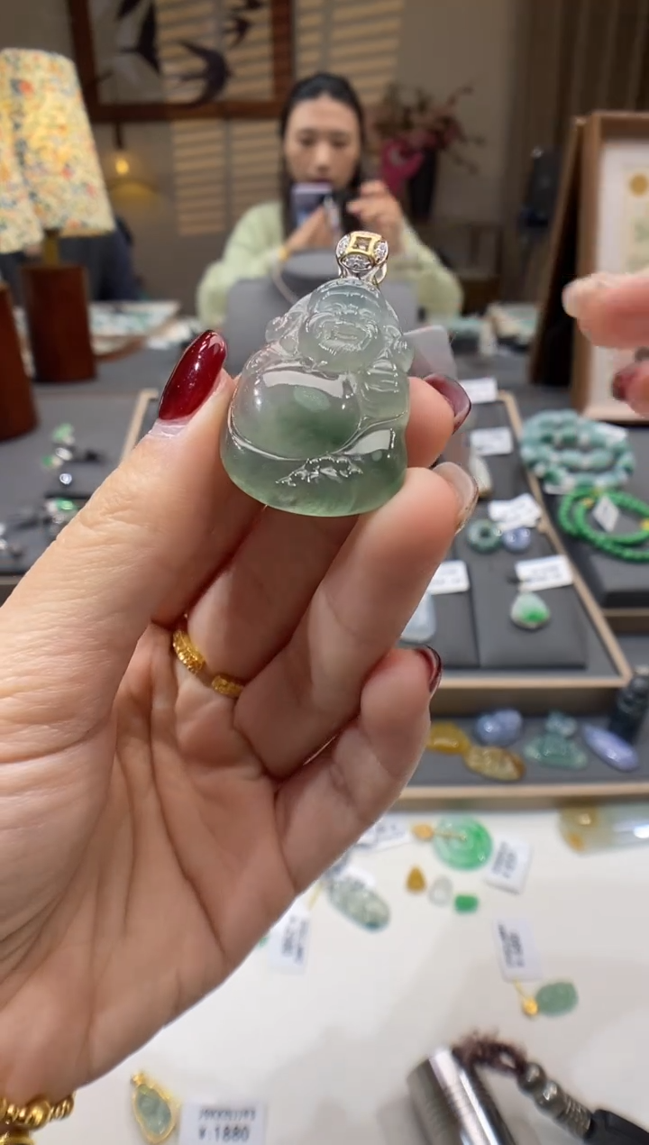 【闪购商品】翡翠颈饰18K金镶嵌财神