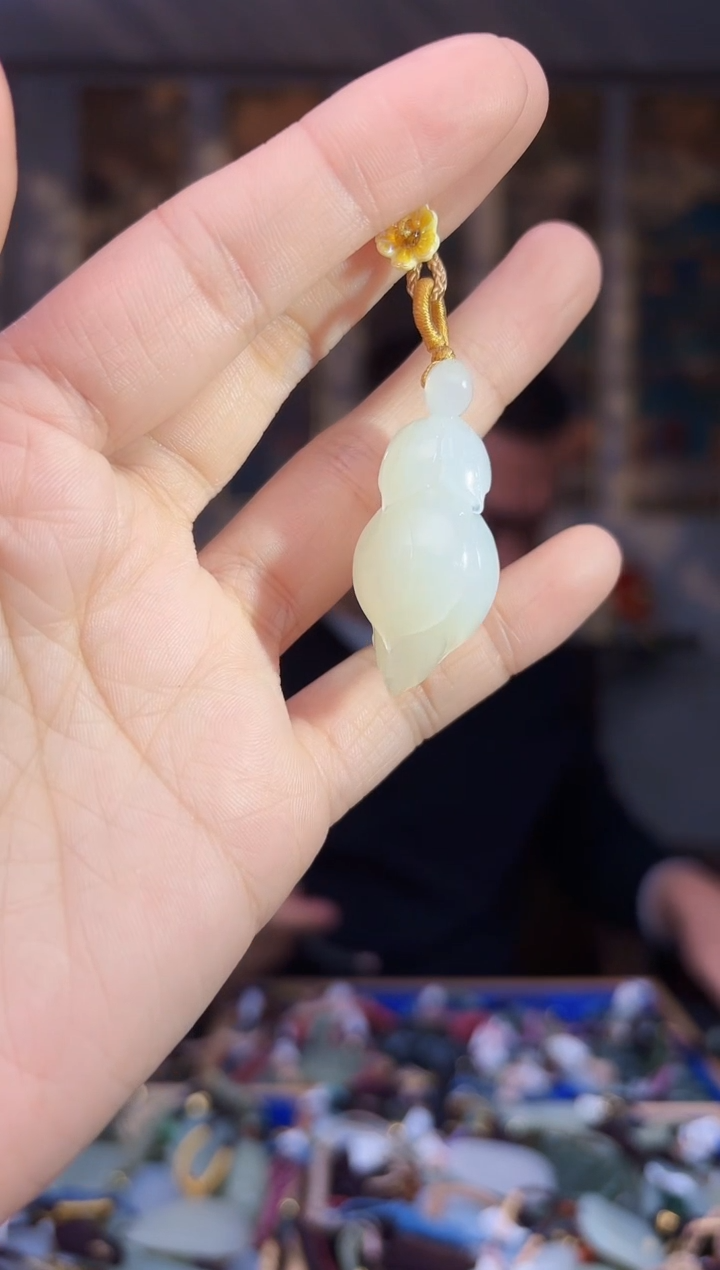 【闪购商品】和田玉挂件未镶嵌拍一发一