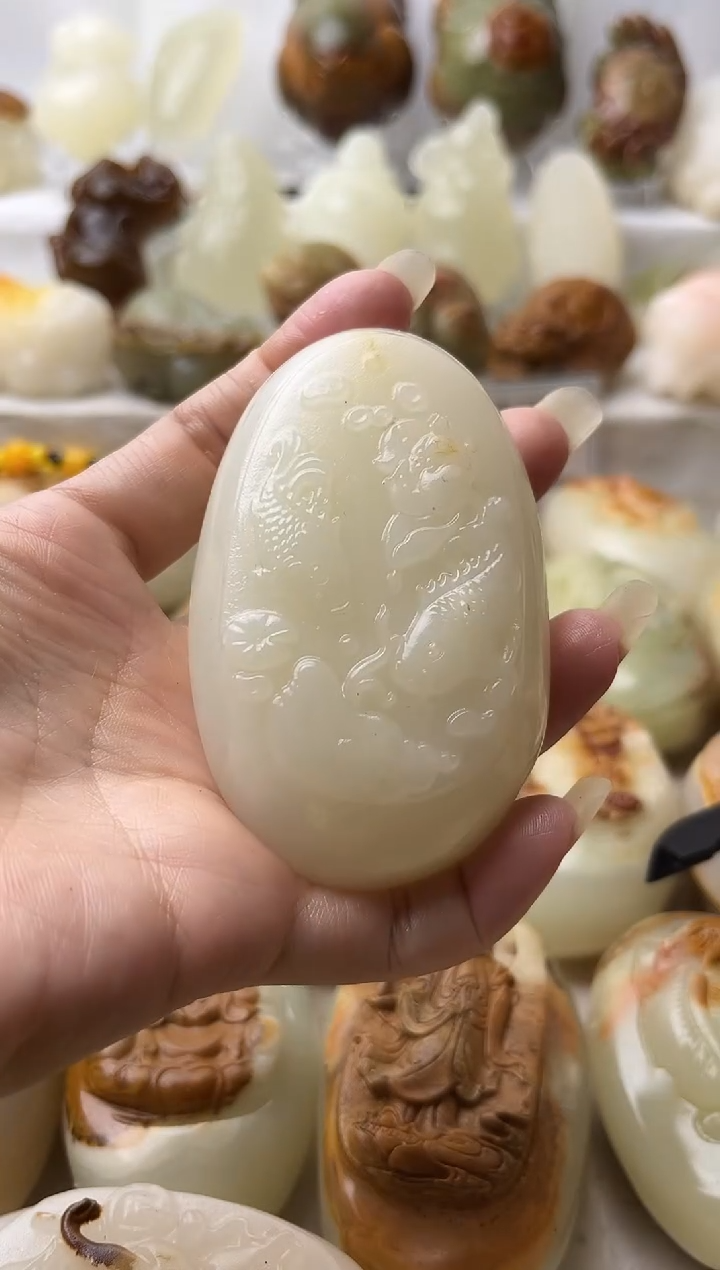 石材方解石手把摆件打孔穿绳不退换荷花鱼