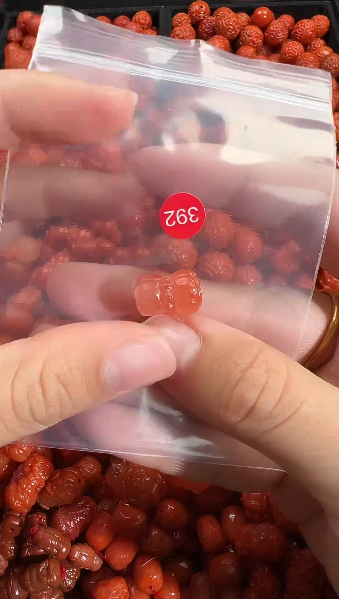 颈饰未镶嵌南红玛瑙1