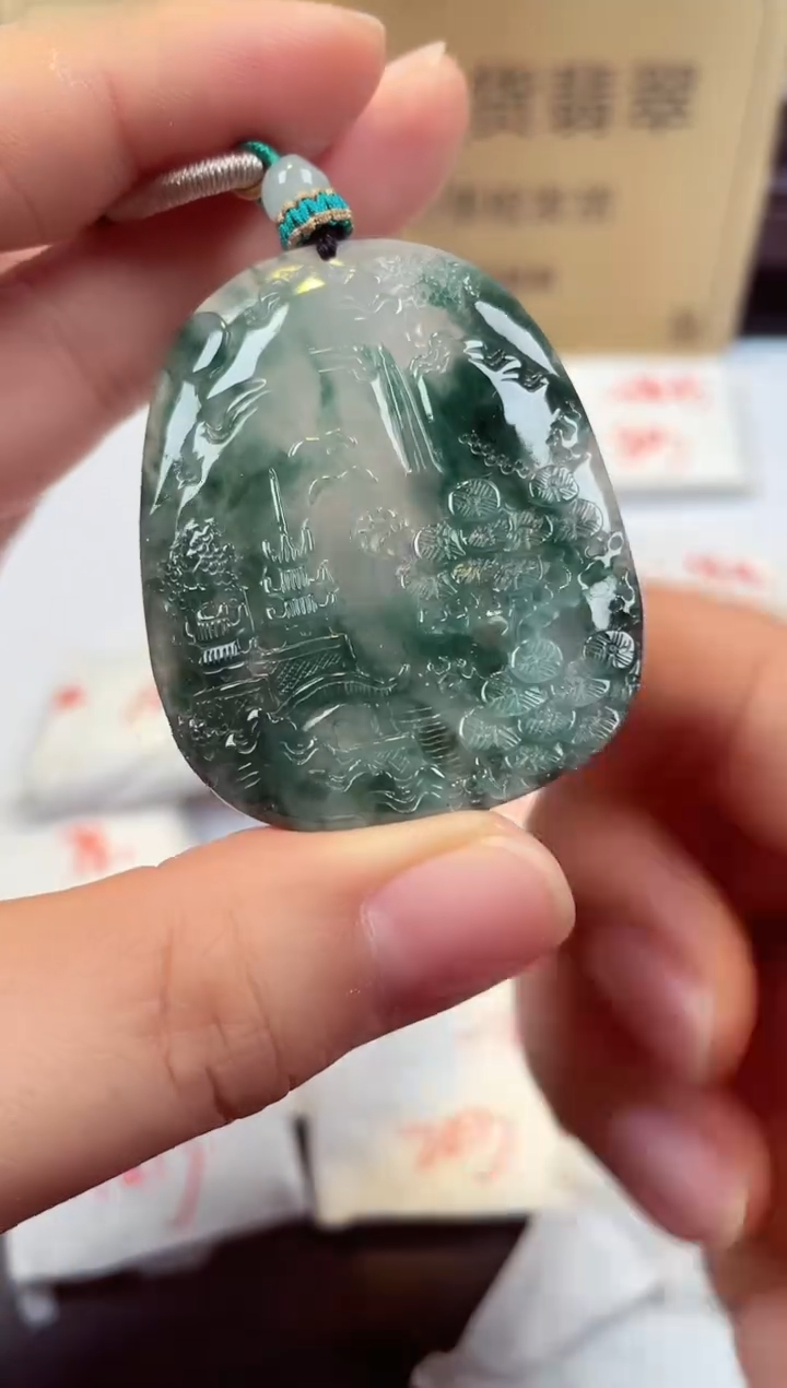 【闪购商品】翡翠颈饰未镶嵌天然缅甸翡翠A货