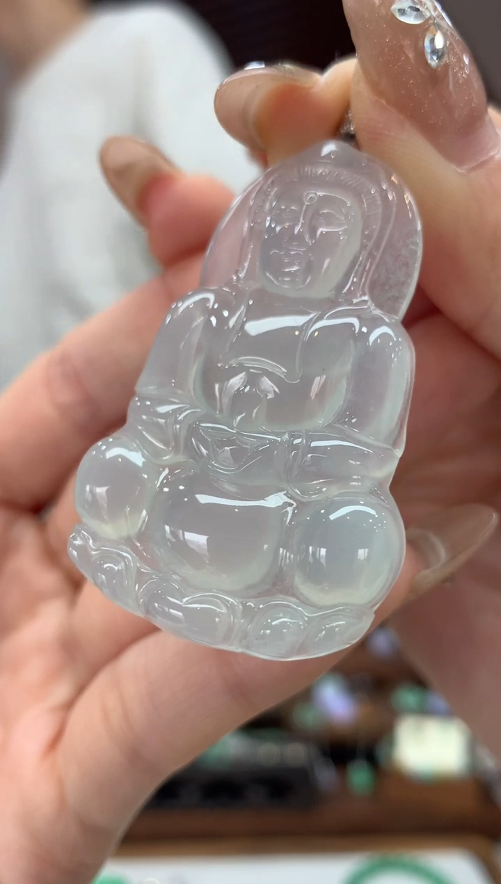 【闪购商品】翡翠吊坠(不含链)18K金镶嵌观音