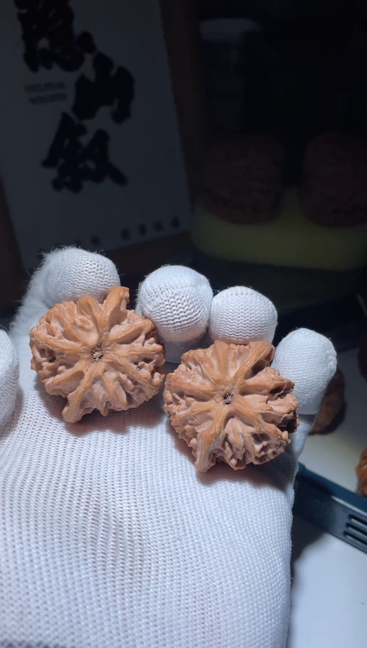 把件文玩核桃苹果园