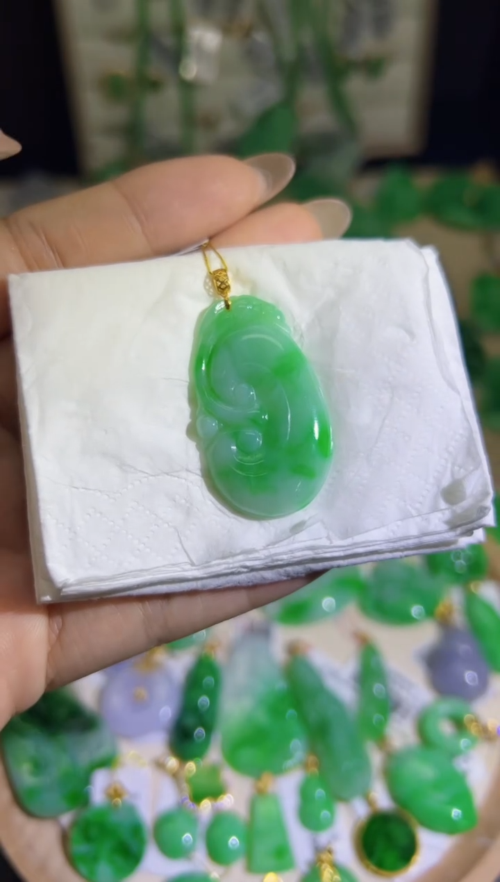 【闪购商品】翡翠颈饰18K金镶嵌Q缅料A货翡翠/支持复检/一件