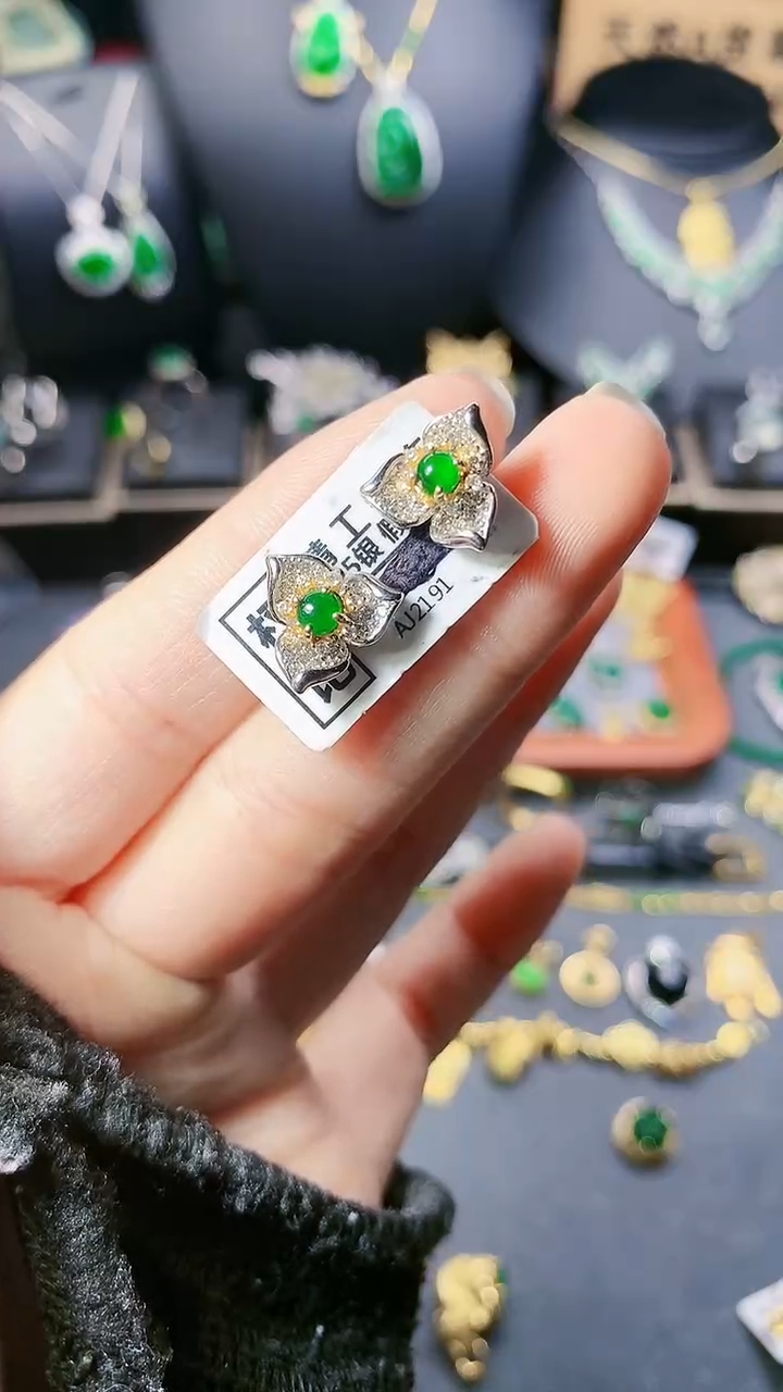【闪购商品】翡翠耳饰银S925镶嵌耳饰