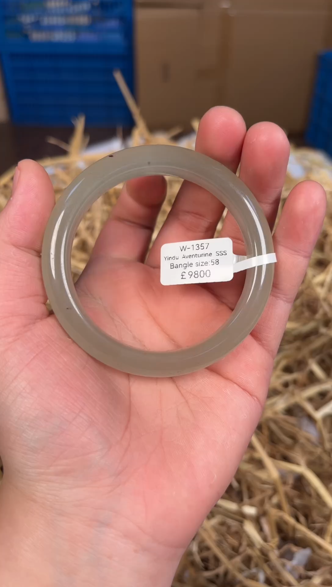 未镶嵌手镯石英质玉W1357