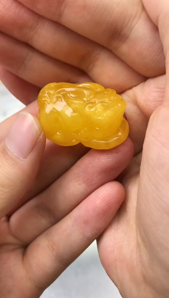 未镶嵌琥珀珠宝奇石221