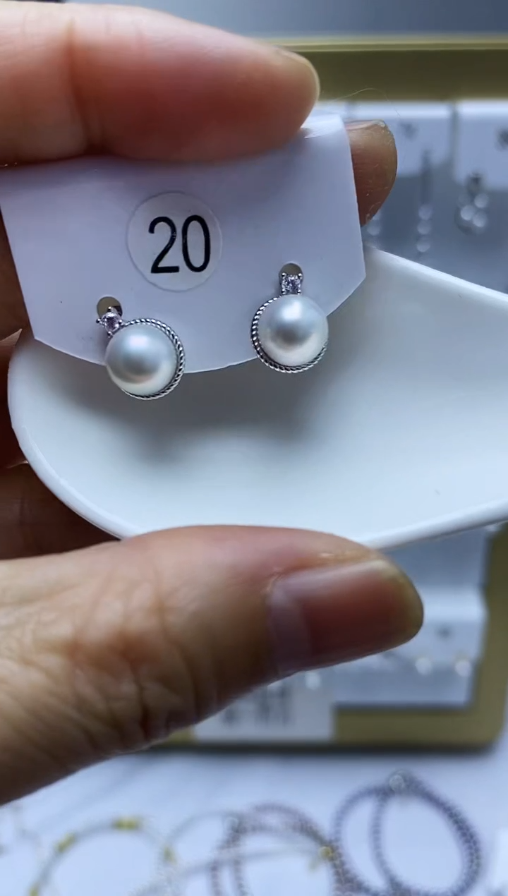 银S925镶嵌耳饰淡水珍珠20