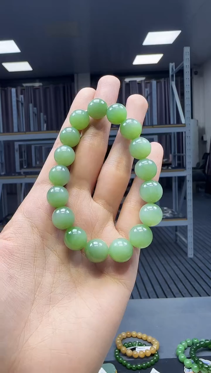 手串未镶嵌和田玉1