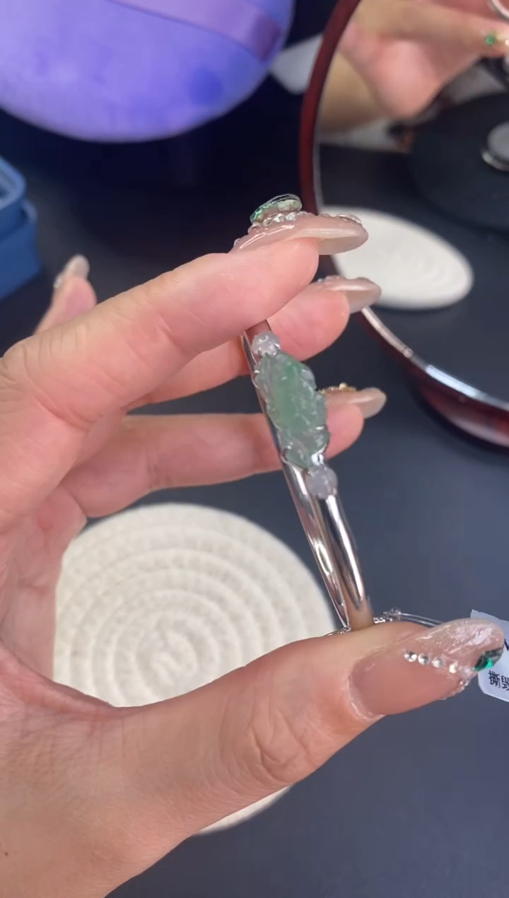 颈饰银S925镶嵌翡翠净货18098