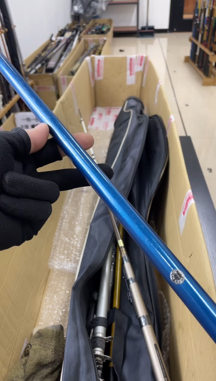 猛?孤品微瑕，以直播间介绍为准，加10元发顺丰。