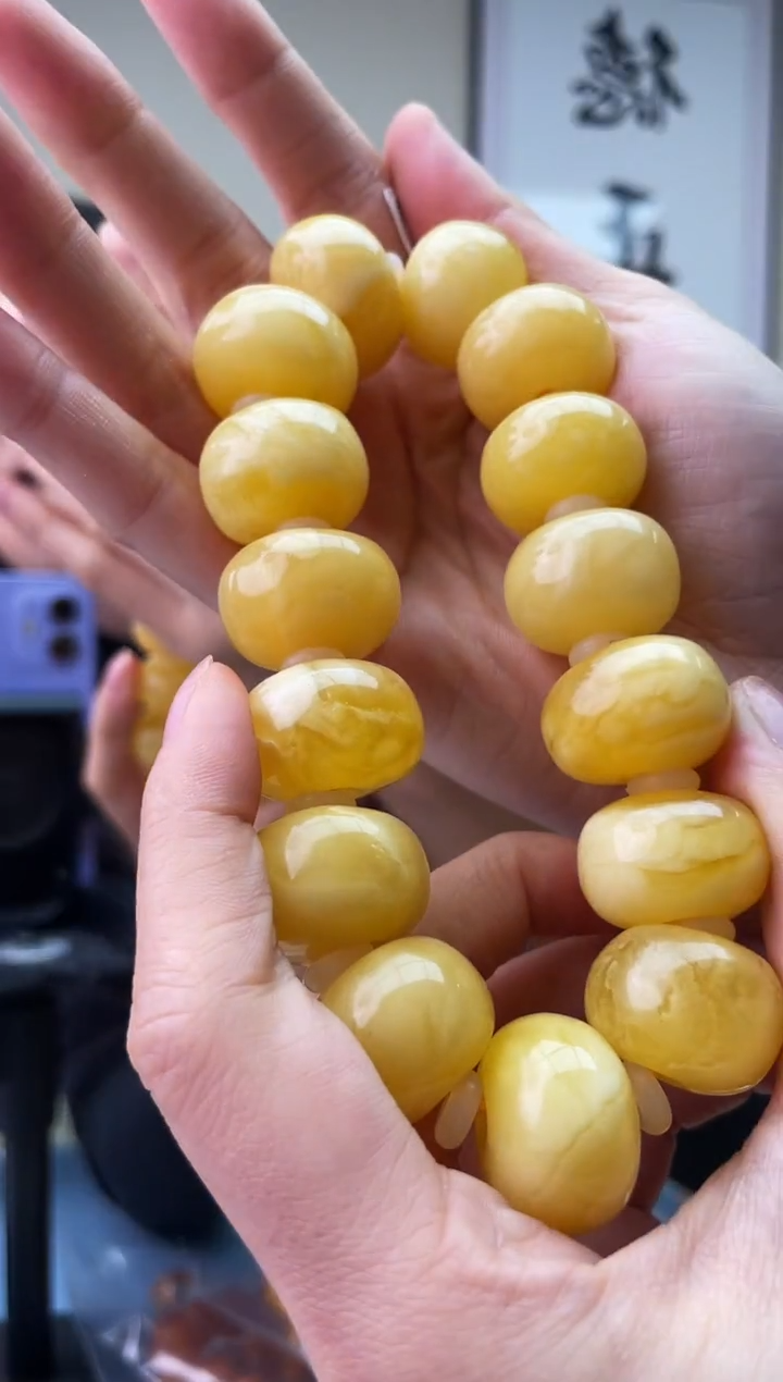 琥珀未镶嵌珠宝奇石T069 21假一罚十，多样性发一件