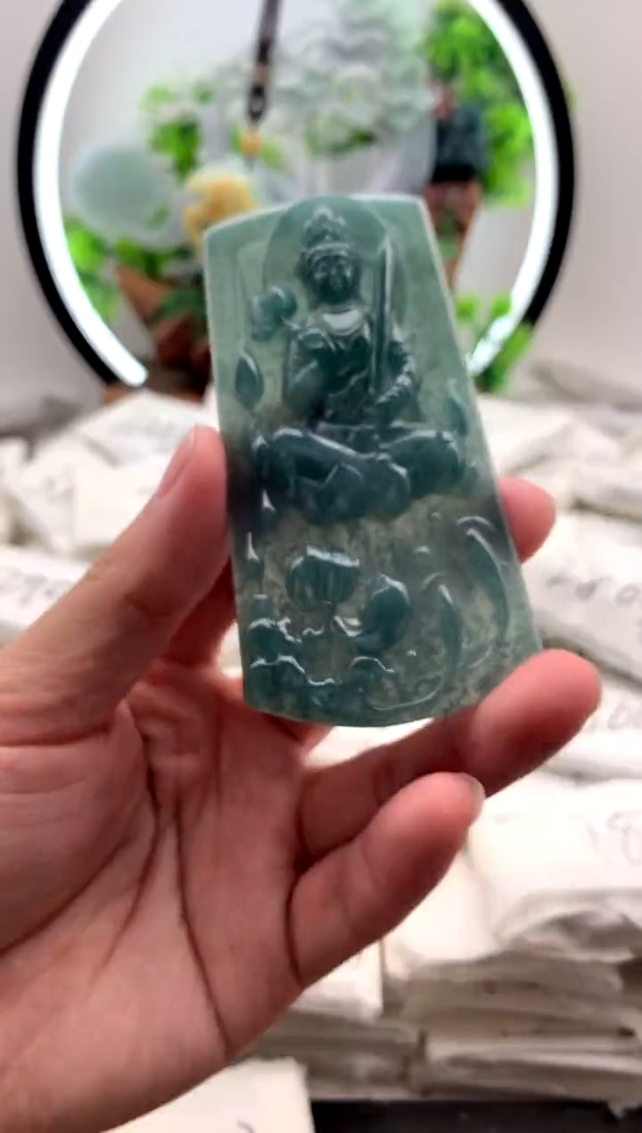 【闪购商品】翡翠颈饰未镶嵌虚空藏