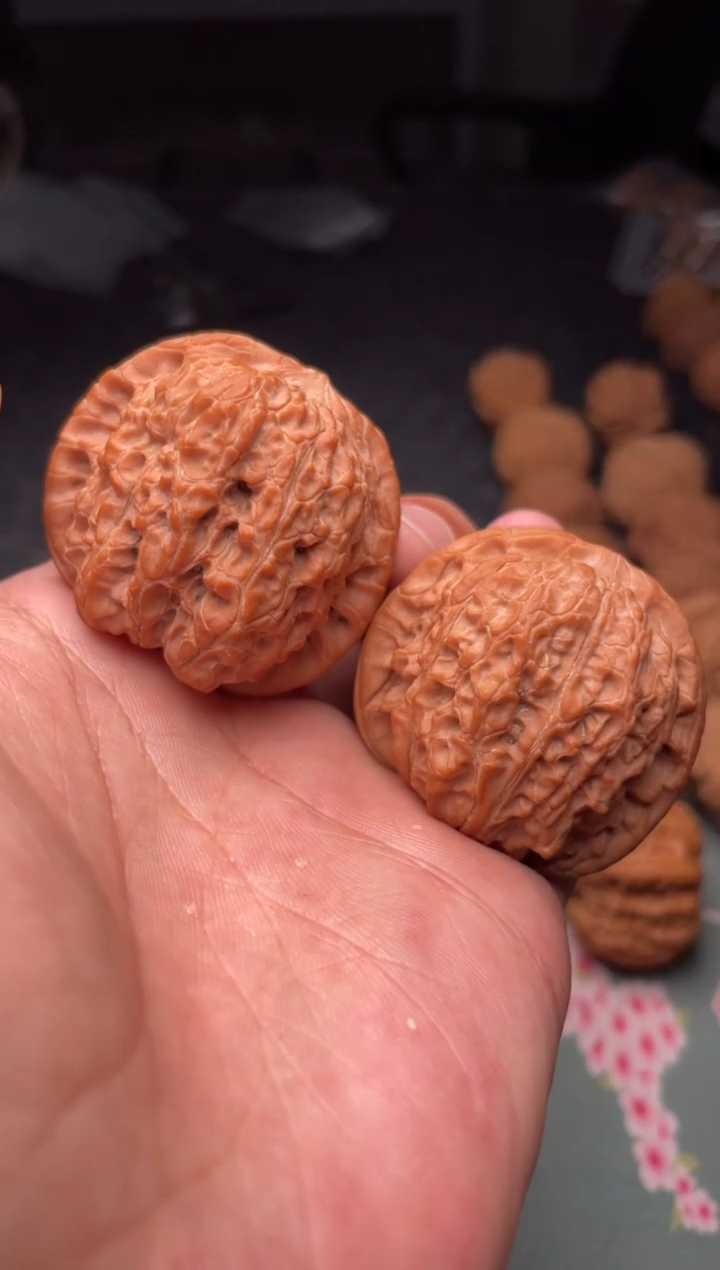 把件文玩核桃a75  血麒麟 42尺