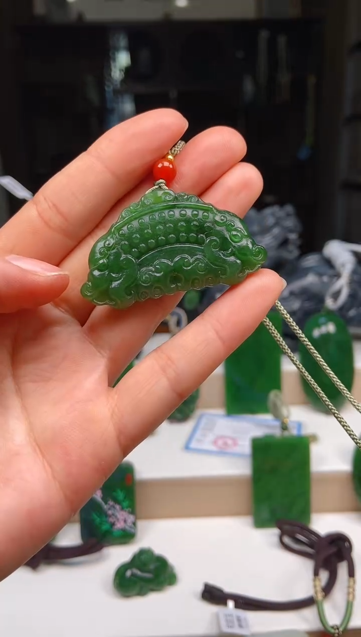 【闪购商品】和田玉挂件未镶嵌1