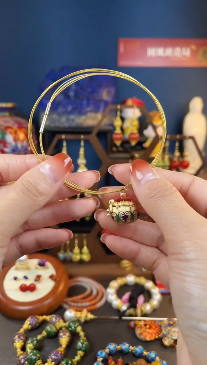 【闪购商品】柿柿如意珐琅吊坠