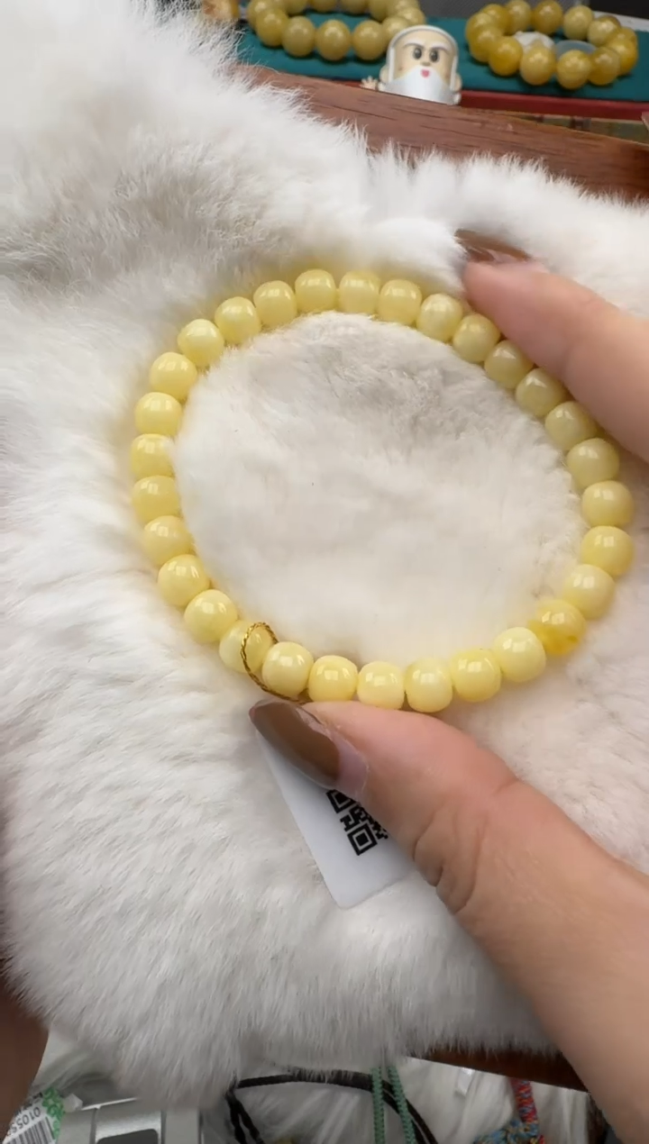 琥珀未镶嵌珠宝奇石6+精工老型浓白蜡HZ127