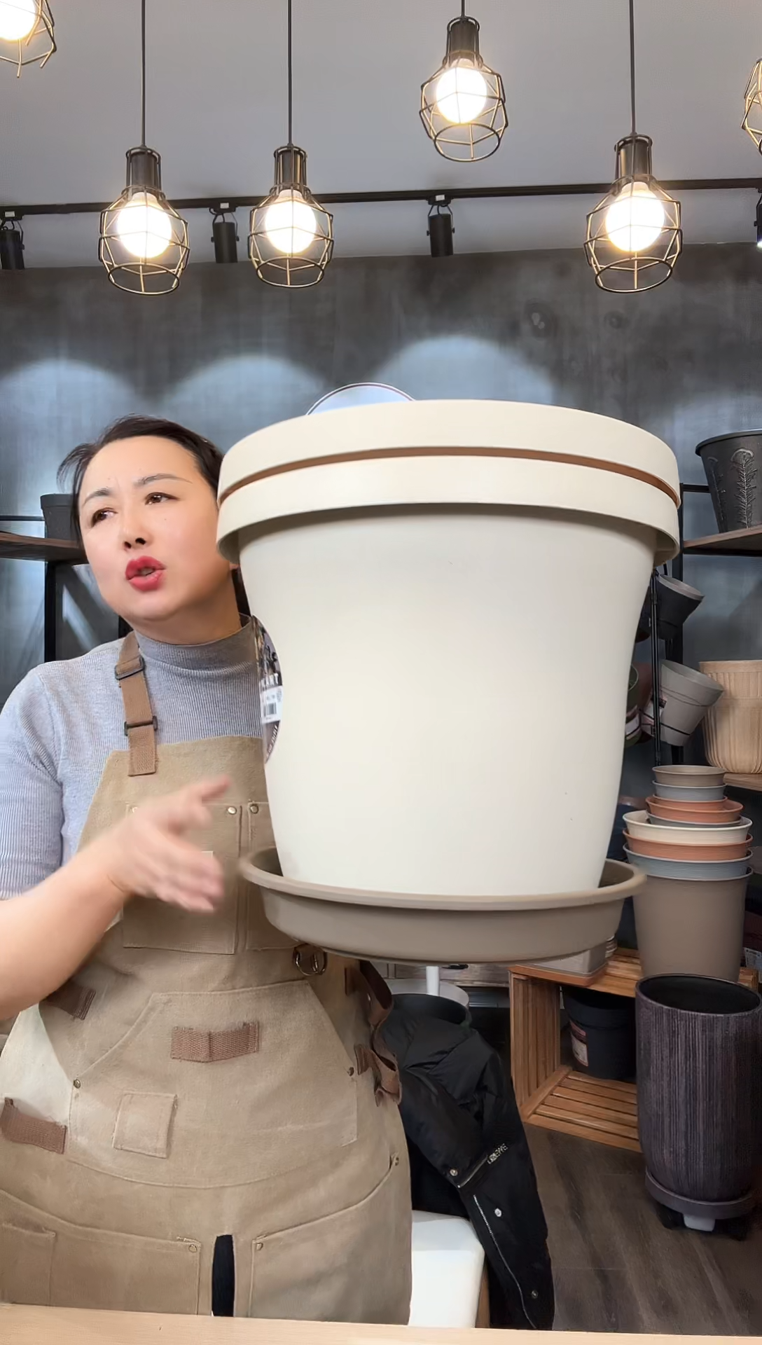 【闪购商品】塑料尼斯瑞米白色2只带托