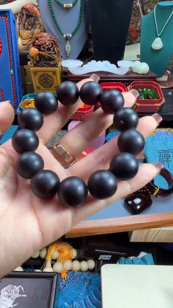 【闪购商品】琥珀裸石未镶嵌687687687768786867