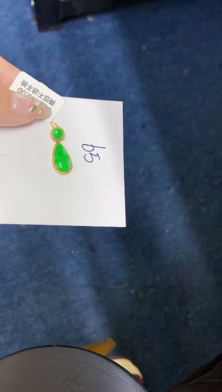 【闪购商品】翡翠颈饰18K金镶嵌000000000000