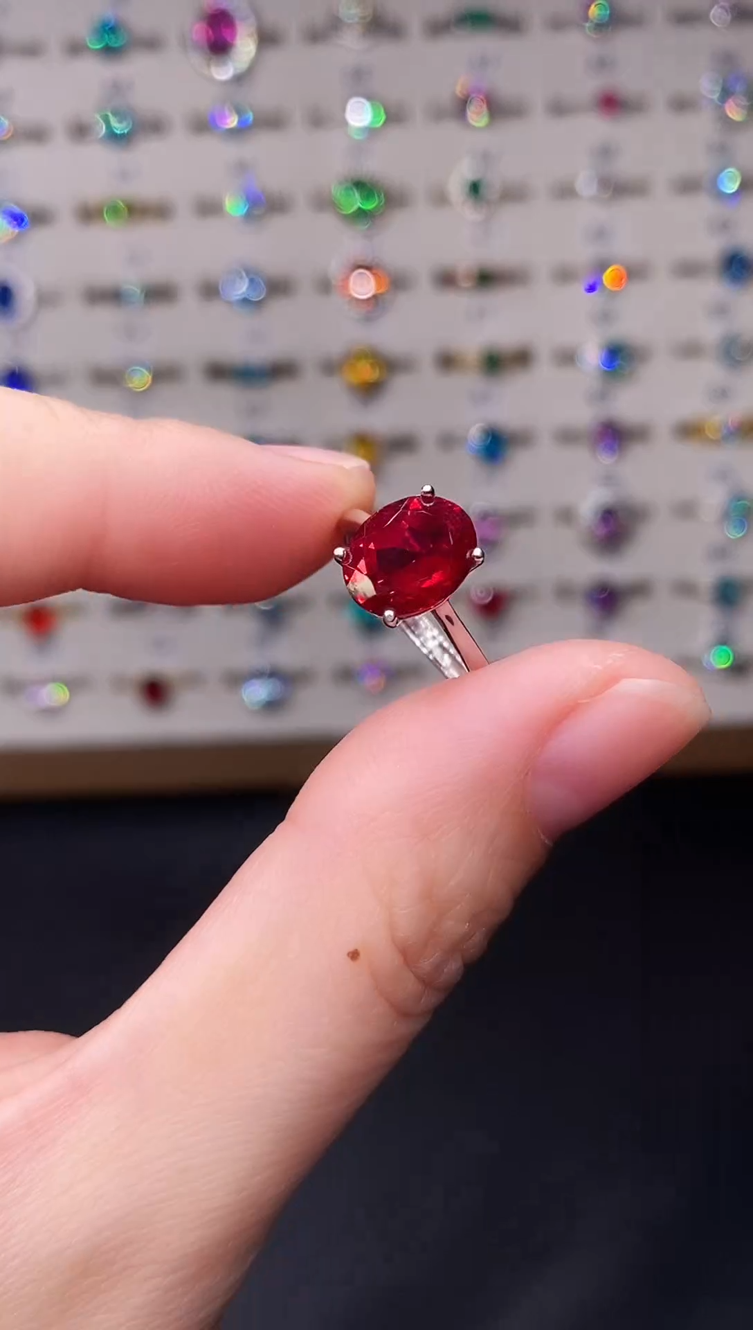 5克拉红宝石（处理）欧美风戒指
