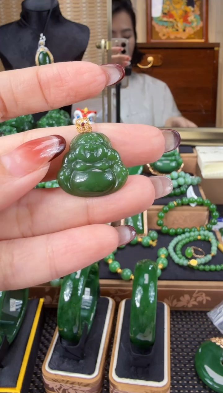 【闪购商品】和田玉（碧玉）吊坠(赠链)18K金镶嵌 