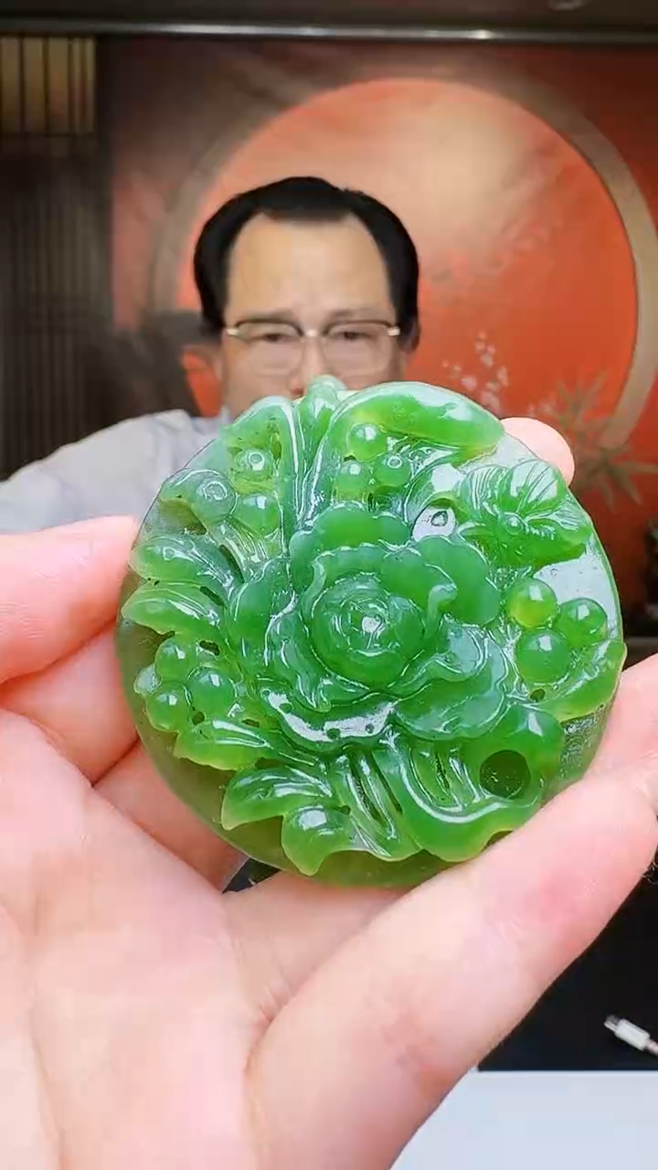 定制和田玉玉润名家天然和田玉（拍一发一）