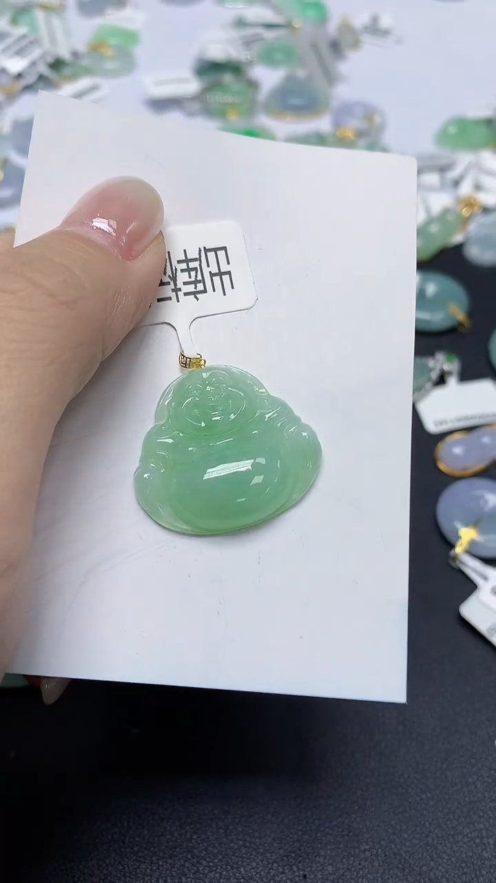 翡翠18K金镶嵌颈饰天然缅甸翡翠A货