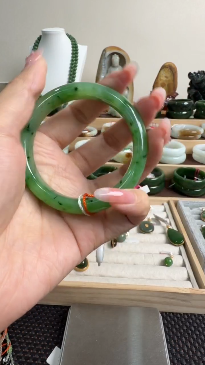 颈饰未镶嵌和田玉手镯56