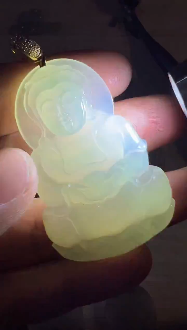 18K金镶嵌定制翡翠翡翠观音