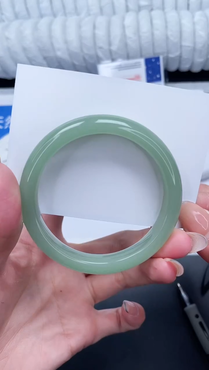 未镶嵌手镯石英质玉111-59.2DL