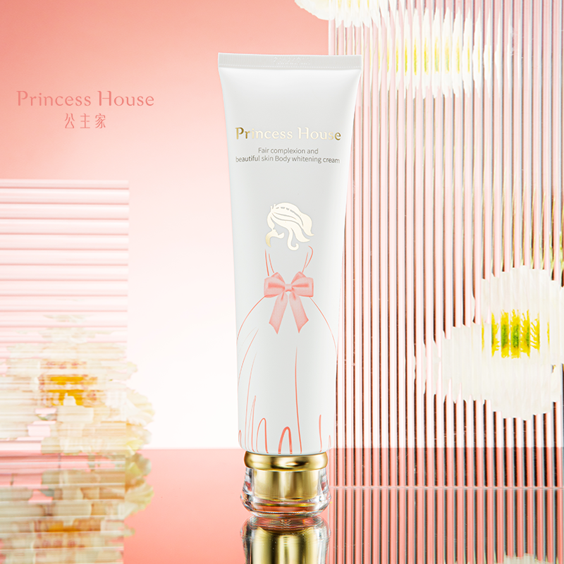 公主家 皙颜美肌身体素颜霜 150g/支