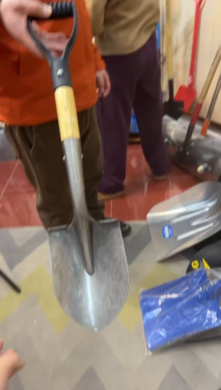 外贸木柄小尖铲0041